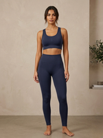 Midnight_tayt_model_on_poz_seamless