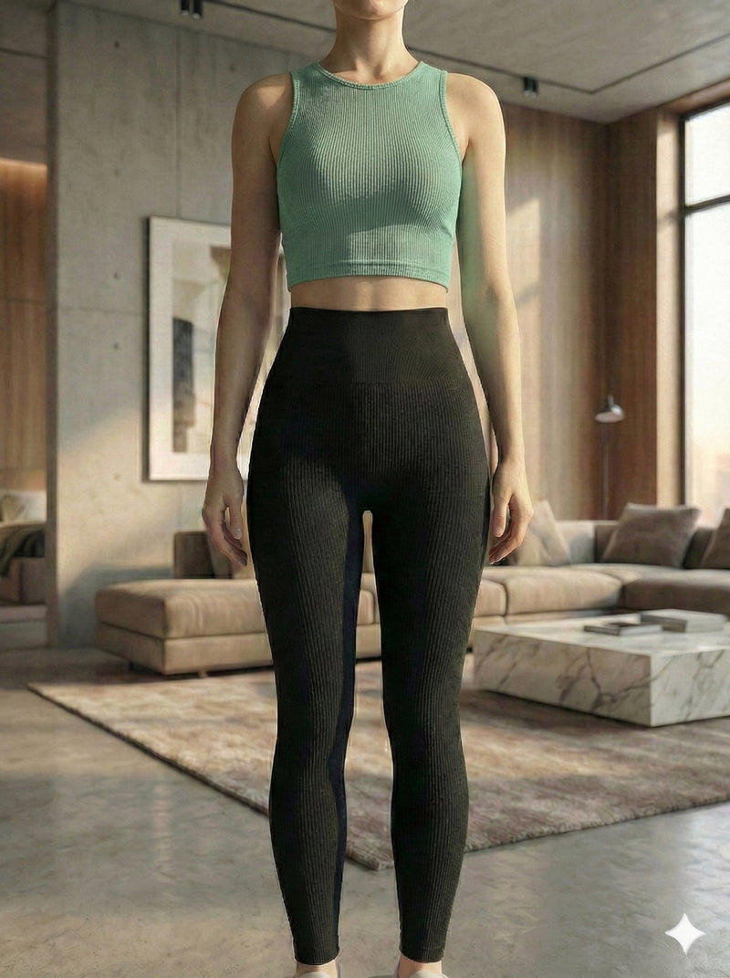 Mint Yeşili Dikişsiz Spor Bralet - Model Görünüm